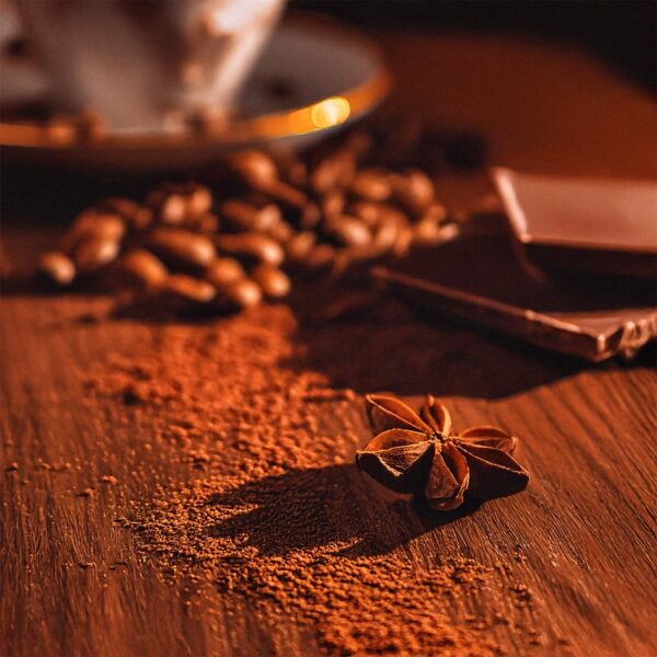 Sezonowe smaki w kawie – co pojawia się jesienią, zimą, wiosną?